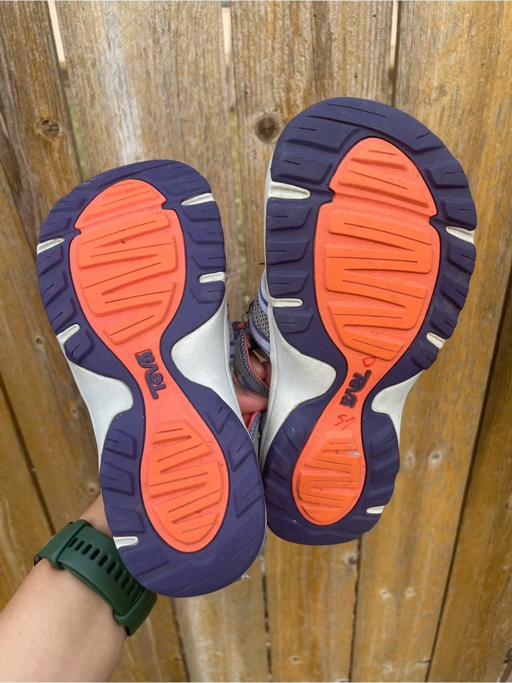 TEVA Strappy Hiking Kids Waterproof Outdoor Camping Sandals Size 2
